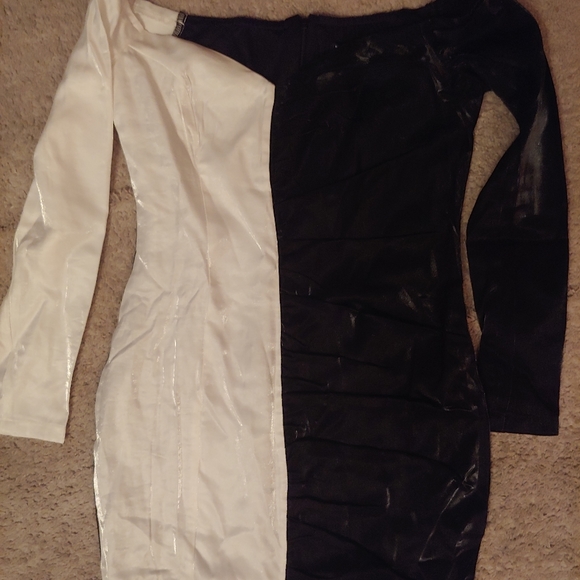 Dresses & Skirts - Half and half dress